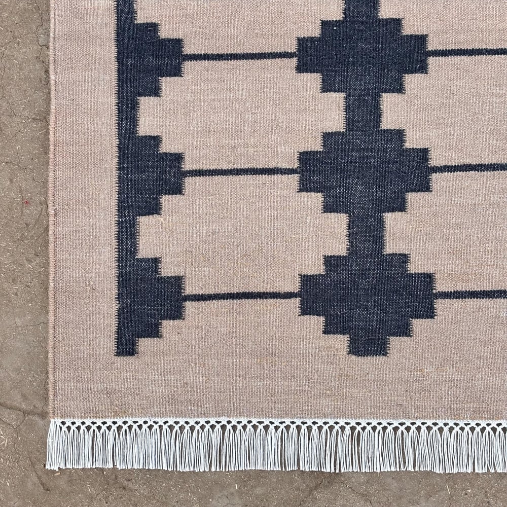 Handcrafted Multicolor Wool Vintage Dhurrie For Living